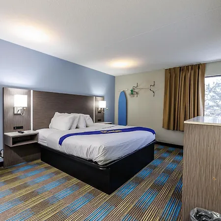New Victorian Inn & Suites Omaha Exterior photo
